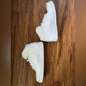 Nike Air Force 1 Mid 07 Men Size 10